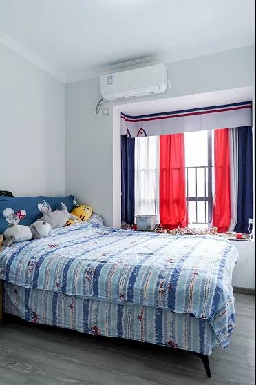 100㎡三居室，打造現(xiàn)代風生活的高雅與舒適